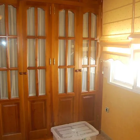 Hermosa Casa Familiar Con Patio *