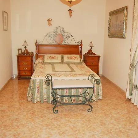Hermosa Casa Familiar Con Patio Сasa de vacaciones Nerja